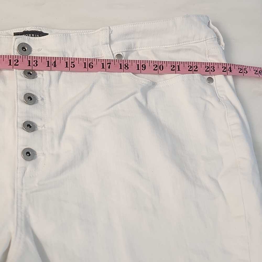 Torrid White Jean Shorts with Button fly, Frayed Hem - Picture 4 of 7